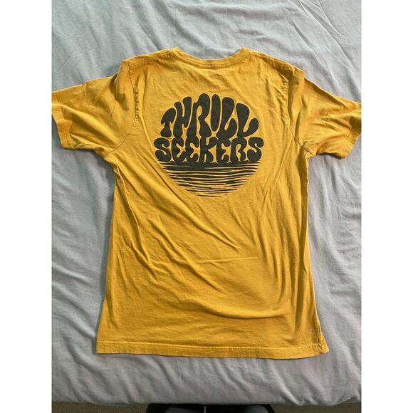Thrill Seekers Yellow T-Shirt SZ L - Picture 2 of 6